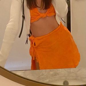 BERSHKA TWO PIECE ORANGE FLORAL SET 🧡🌸